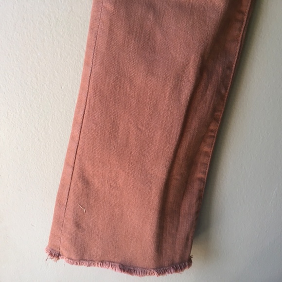 MOTHER The Pixi Insider Ankle Fray Jeans - Picture 5 of 9